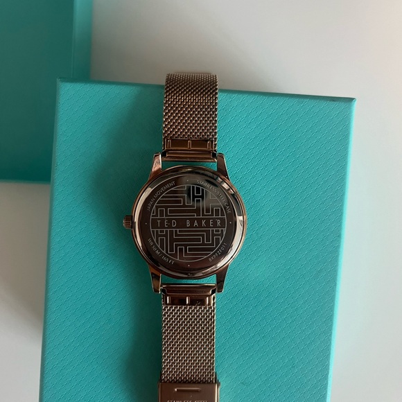 Ted Baker stainless steel rose gold watch - Picture 2 of 4
